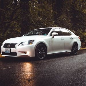 Meet your Posher, Dioned